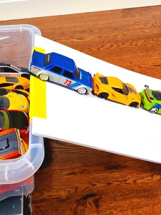 工程车玩具车排队少儿颜色英语版启蒙教育